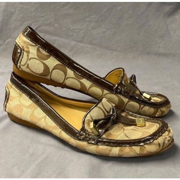 EUC Coach Frida Driving Loafer Slip-on Size8.5 Brown Patent Leather w/Brown Mono - Picture 2 of 6